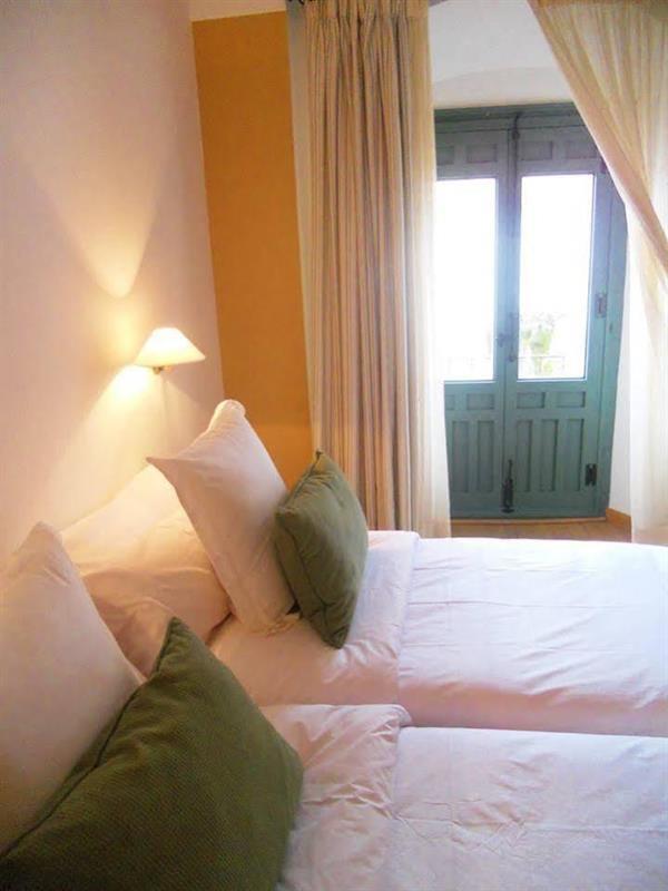 Hotel Ahc Palacio Coria Exterior photo
